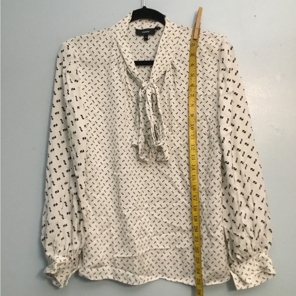 Theory cream and Black Printed Blouse
